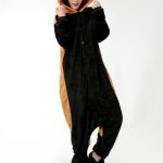 Wasbeer Onesie Verkleedkleding – Volwassenen & Kinderen – M (160-167cm)